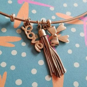 Love necklace tassel bow wire collar gold tone